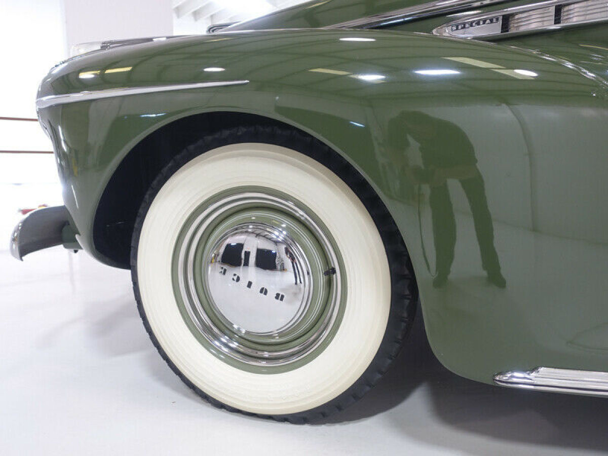 1941 Buick Eight Special Series 40 Sedanette - photo 12