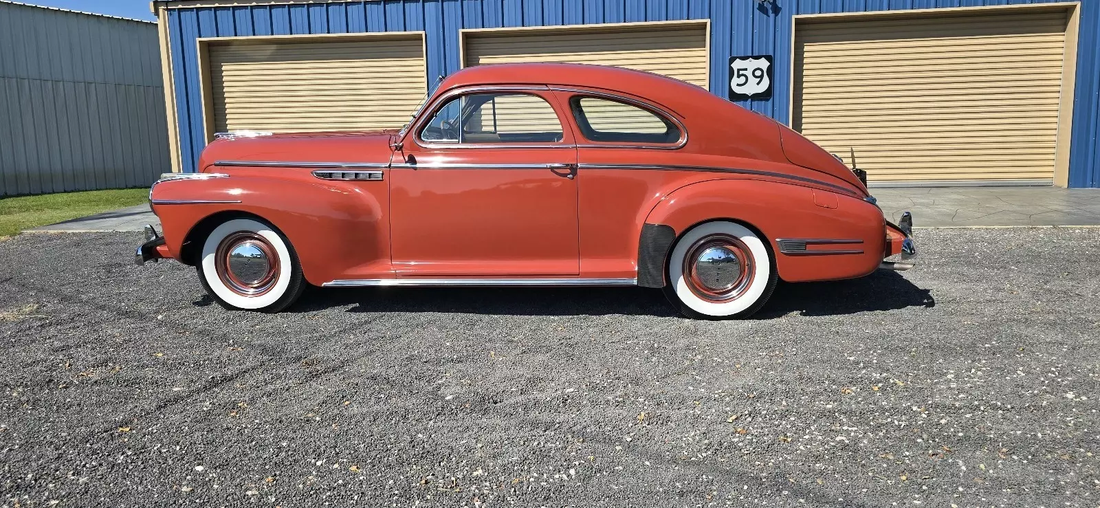 1941 Buick Special sedanette
