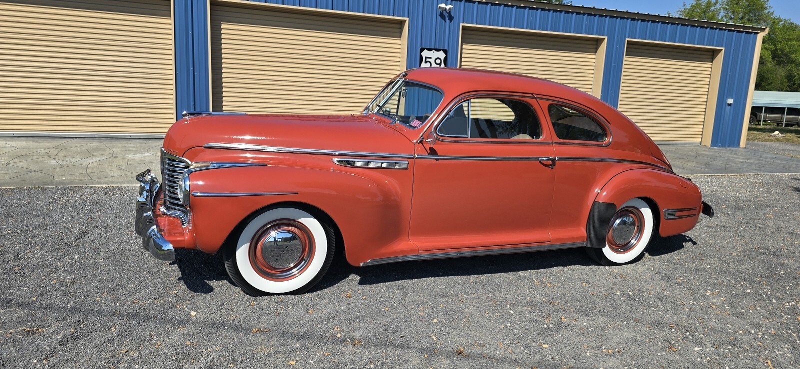 1941 Buick Special sedanette - photo 2