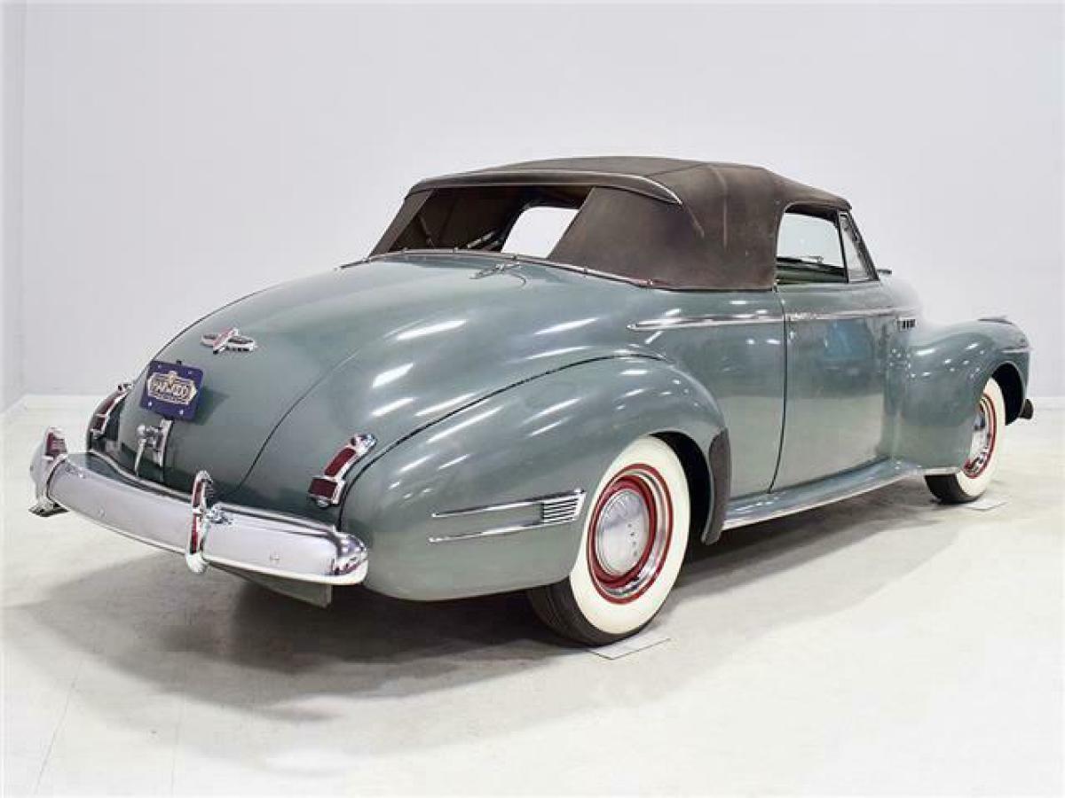 1941 Buick Super Convertible - photo 6