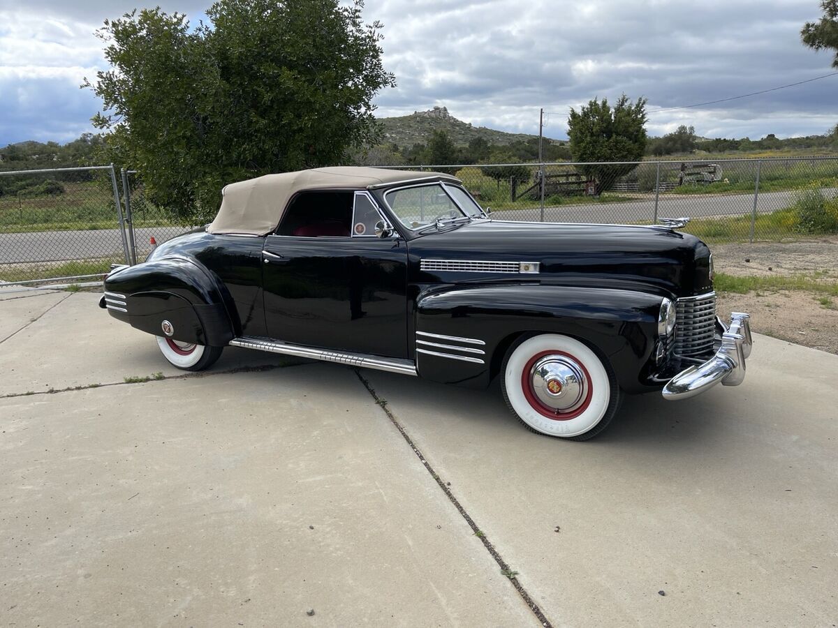 1941 Cadillac 62 Convertible - photo 9