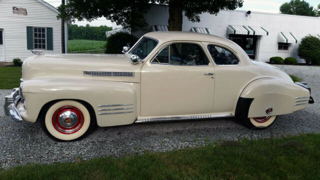 1941 Cadillac Series 62 Deluxe - photo 2