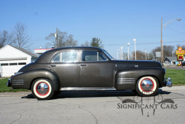 1941 Cadillac Series 62 Sedan - photo 6