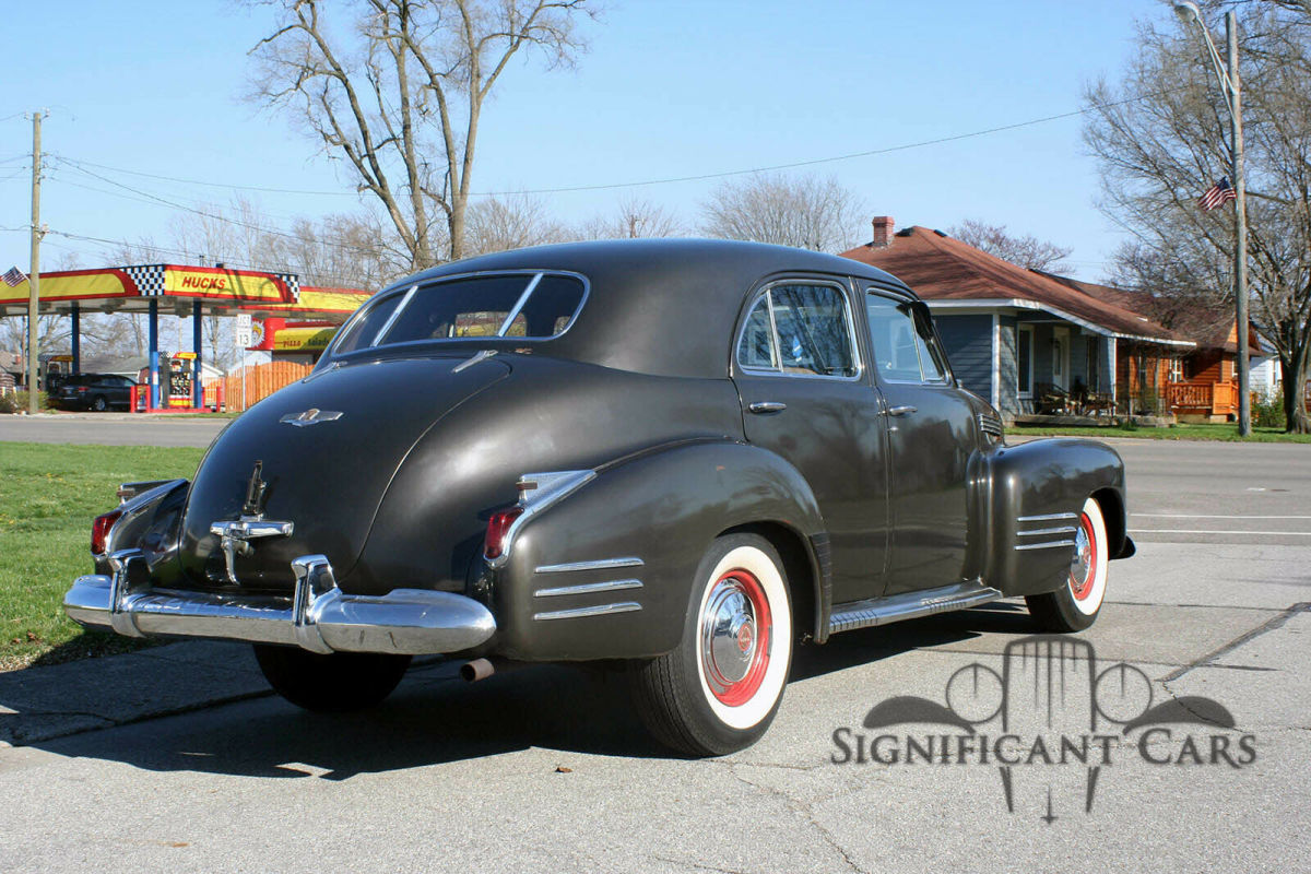 1941 Cadillac Series 62 Sedan - photo 5