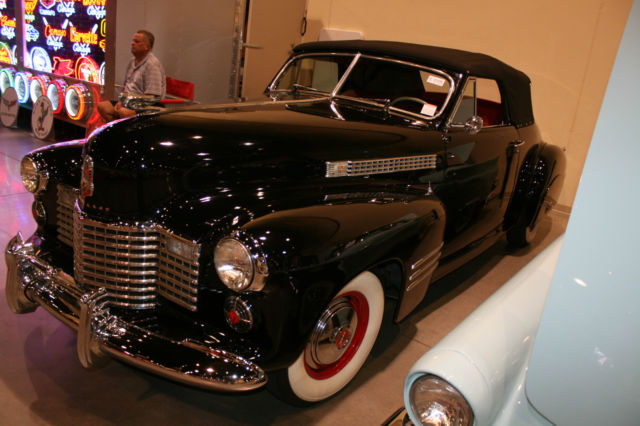 1941 CADILLAC CONVERTIBLE SERIES 62 TRADE UP OR DOWN WHAT DO YOU HAVE TO TRADE 1941 Cadillac 62 series