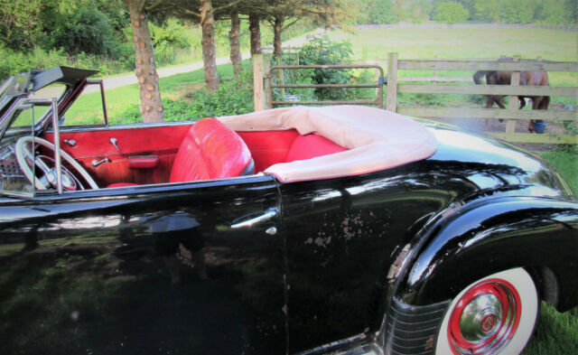 1941 Cadillac Series 62 Deluxe Convertible Coupe - photo 7