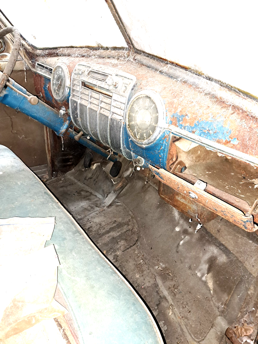 1941 Cadillac Series 61 - photo 13