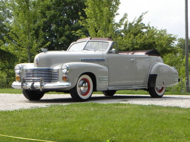 1941 Cadillac Series 41-62 Convertible Sedan - photo 3