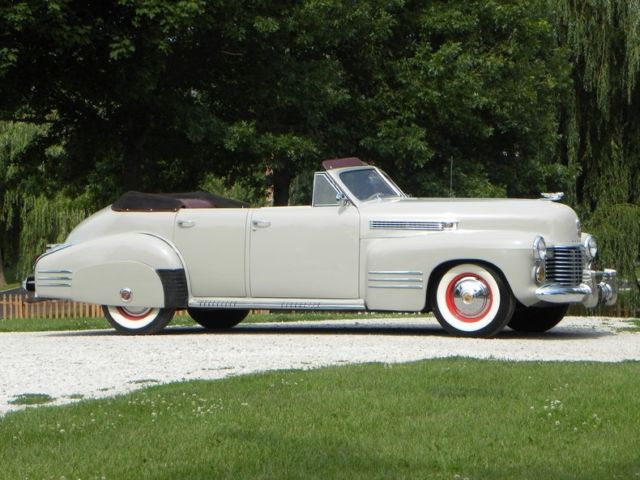 1941 Cadillac Series 41-62 Convertible Sedan - photo 6