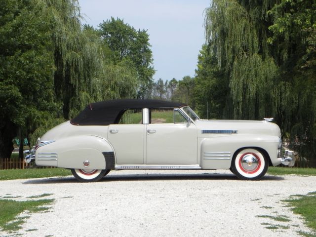 1941 Cadillac Series 41-62 Convertible Sedan - photo 9