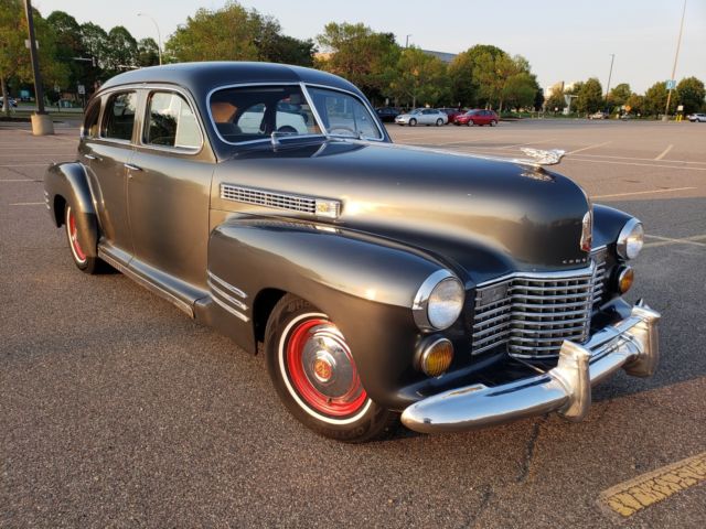 1941 Cadillac Series 61 - photo 3