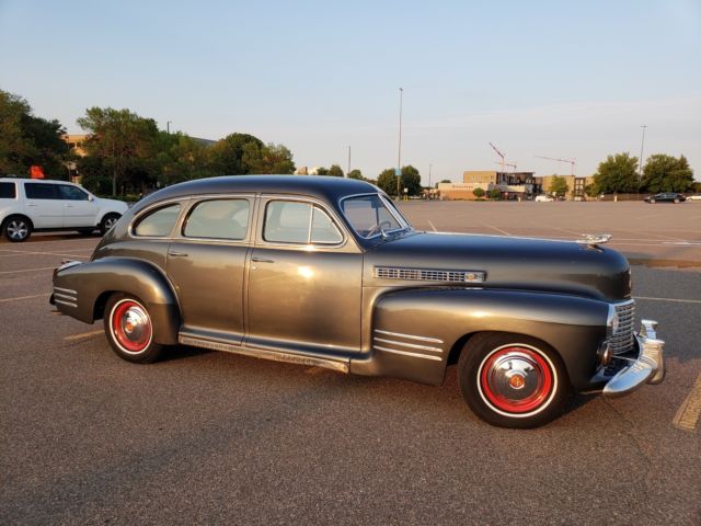 1941 Cadillac Series 61 - photo 4