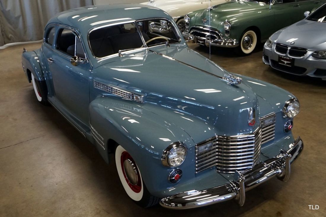 1941 Cadillac Series 61 Sedanette - photo 2