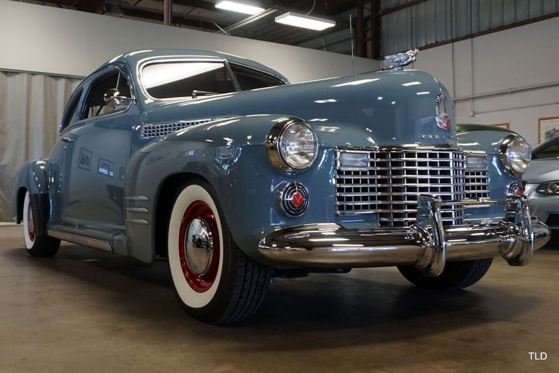 1941 Cadillac Series 61 Sedanette - photo 3