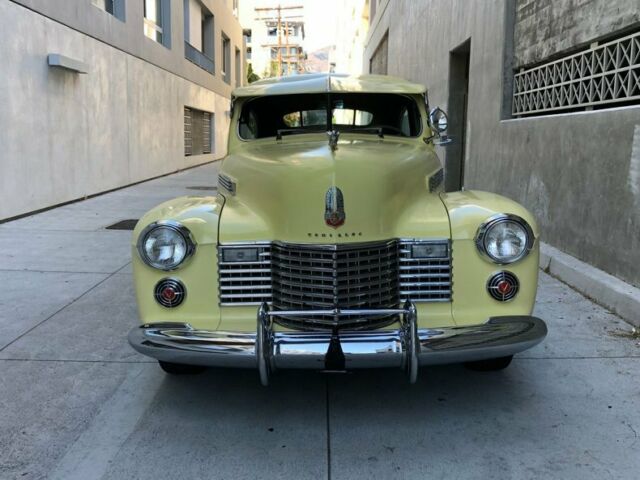 1941 Cadillac Series 61 FASTBACK - photo 3