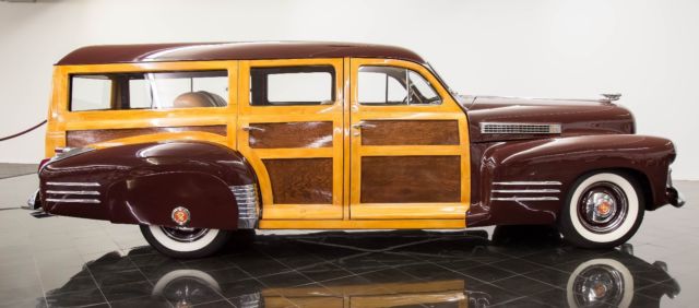 1941 Cadillac Series 61 Woodie Station Wagon - photo 4
