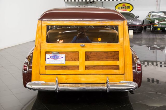 1941 Cadillac Series 61 Woodie Station Wagon - photo 5