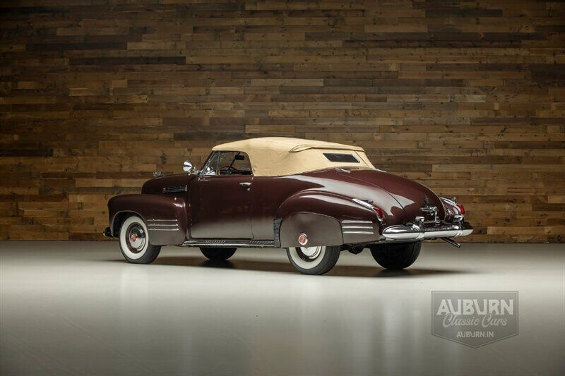1941 Cadillac Series 62 Convertible - photo 11