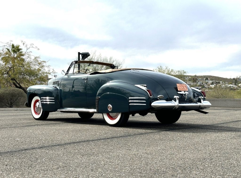 1941 Cadillac Series 62 Convertible Coupe - photo 6
