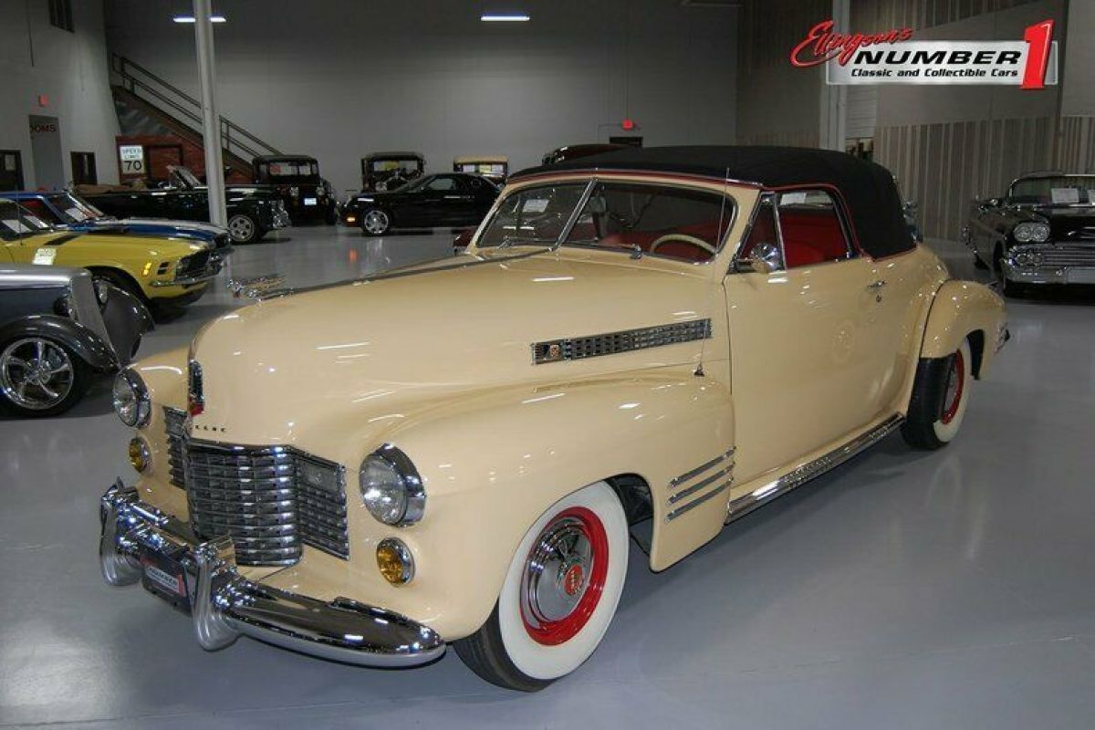 1941 Cadillac Series 62 Convertible - Ellingson Motorcars 1941 Cadillac Series 62 Convertible