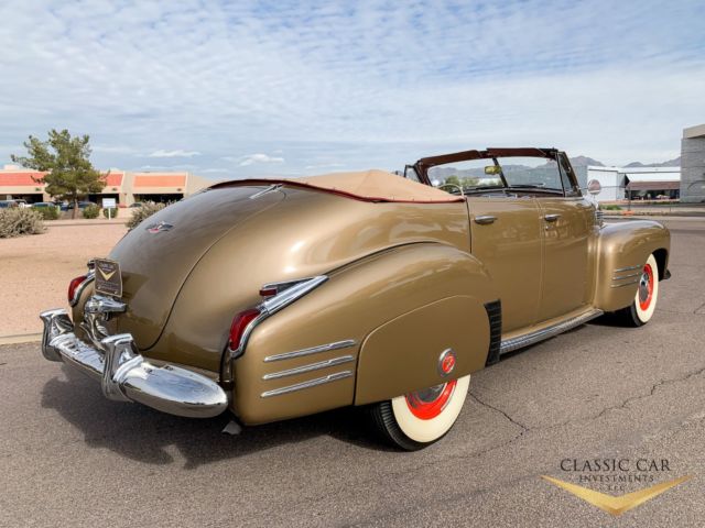 1941 Cadillac Series 62 Convertible Sedan - photo 3
