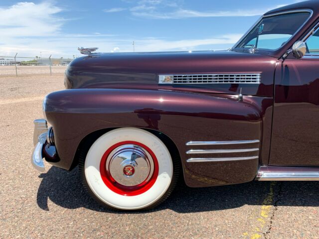 1941 Cadillac Series 62 Coupe Deluxe - photo 13