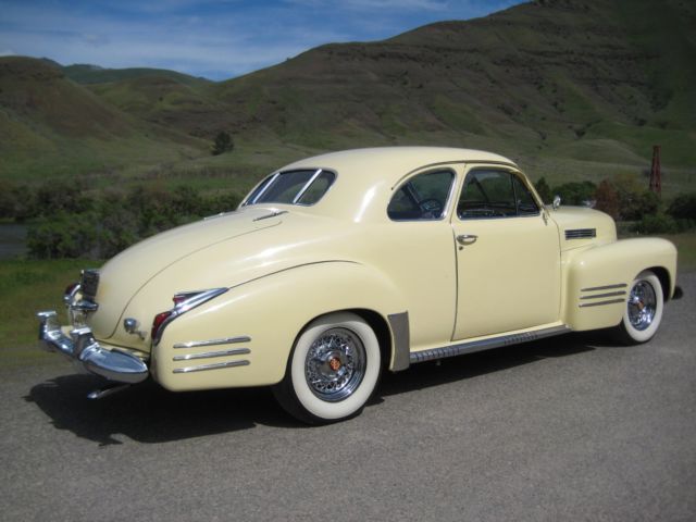 1941 Cadillac Model 62 Deluxe Coupe Rebuilt Flathead V8 - photo 6