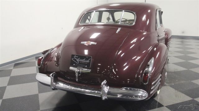 1941 Cadillac Series 62 Sedan - photo 12