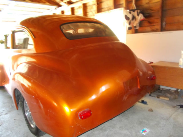 1941 Chevrolet Deluxe 2 dr. - photo 2