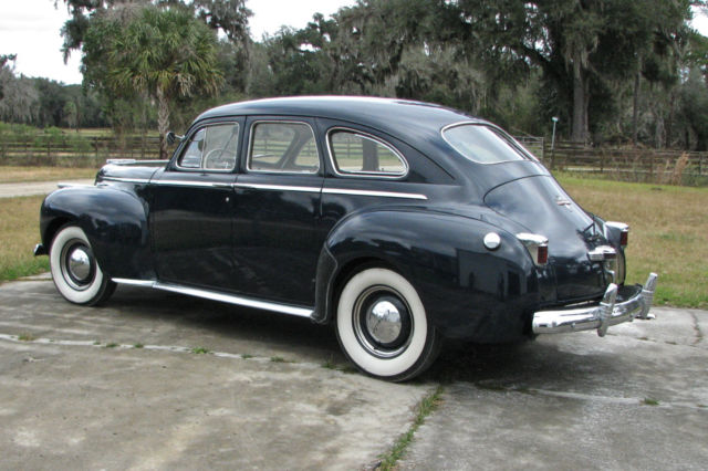 1941 Chrysler Royal - photo 2