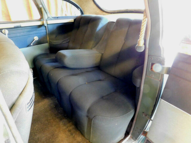1941 Chrysler Windsor Series 4-Door - photo 11