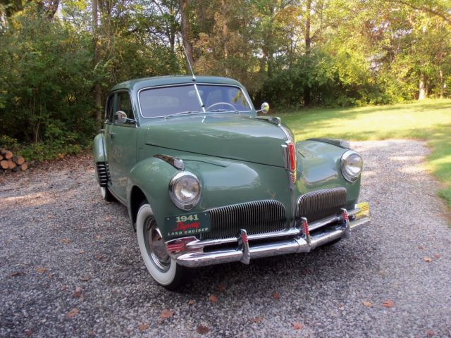 1941 Studebaker Commander Skyway - photo 2