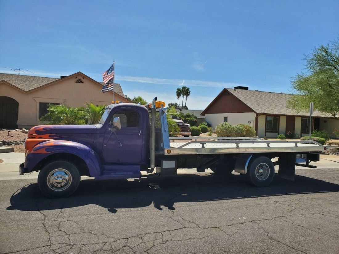 1941 GMC Tow Truck - photo 2