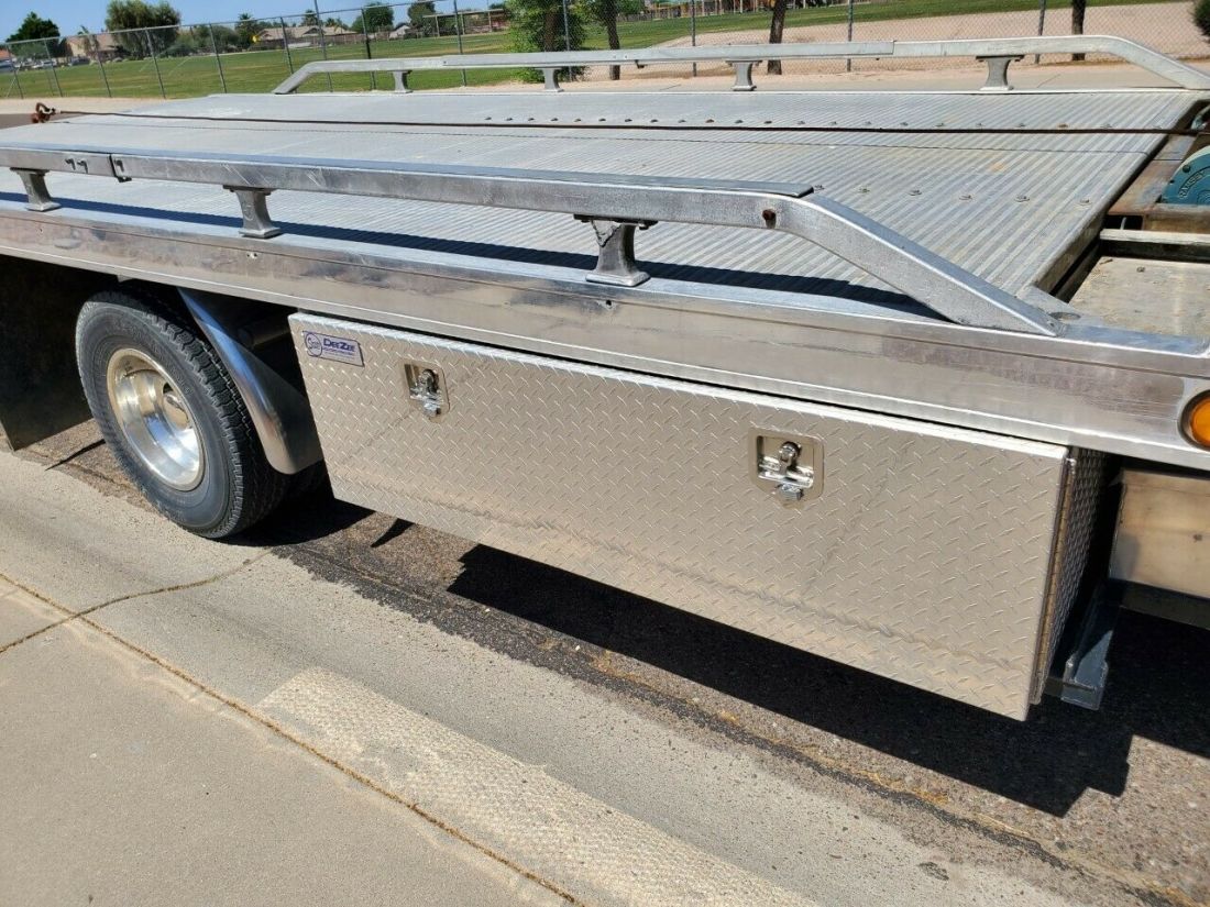 1941 GMC Tow Truck - photo 7
