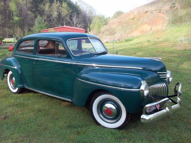 1941 DeSoto De Luxe 2 door sedan - photo 2
