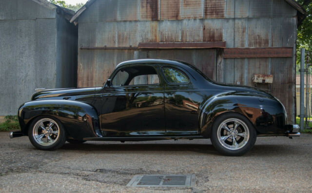 1941 DeSoto Coupe - photo 5