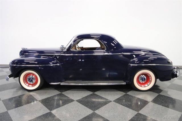 1941 DeSoto Custom Business Coupe - photo 2