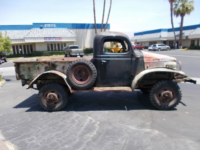 1941 Dodge Power Wagon - photo 2