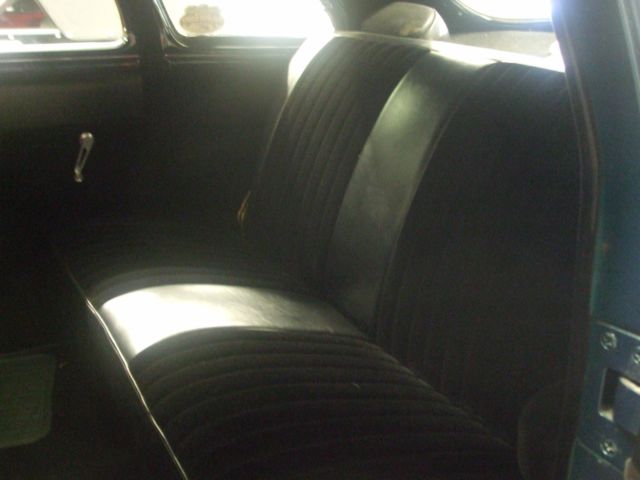 1941 Ford Dodge Luxury Liner 4 dr - photo 6