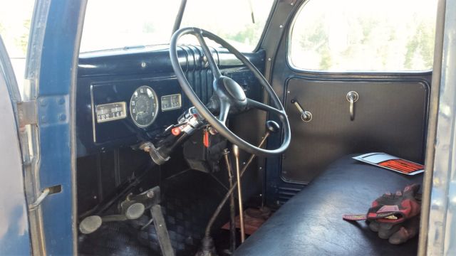 1941 Dodge Ton and a half dump truck - photo 6