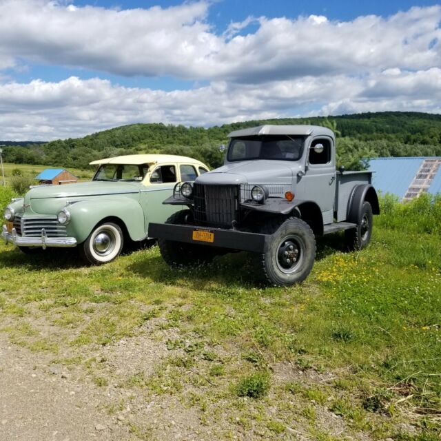1941 Dodge Power Wagon - photo 2