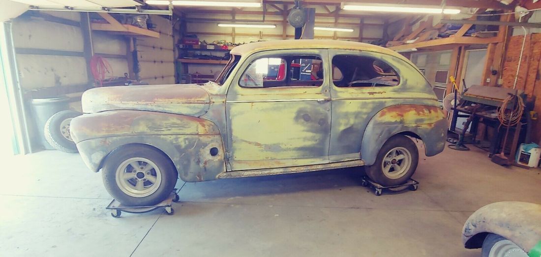 1941 Ford 2 door
