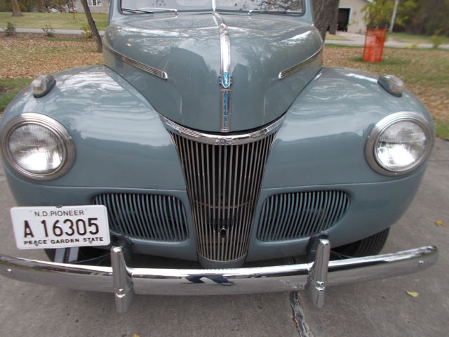 1941 Ford 2 DOOR SEDAN - photo 5