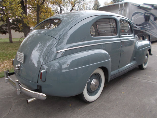 1941 Ford 2 DOOR SEDAN - photo 6