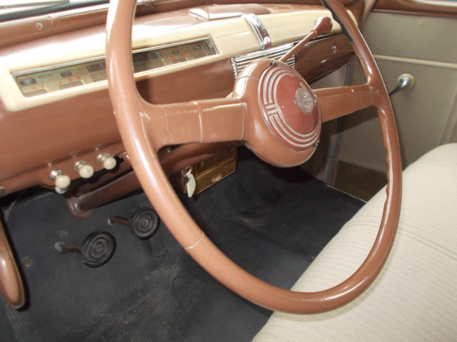 1941 Ford 2 DOOR SEDAN - photo 9