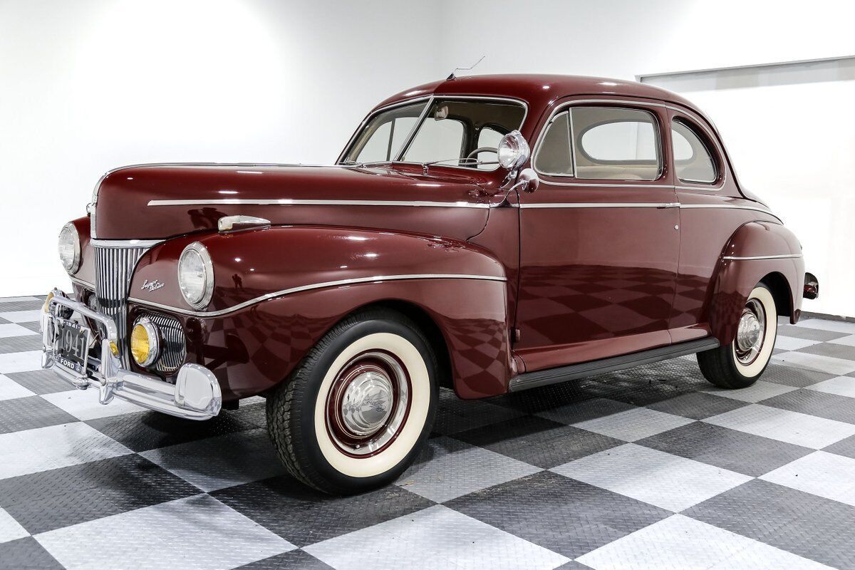 1941 Ford Coupe - photo 3