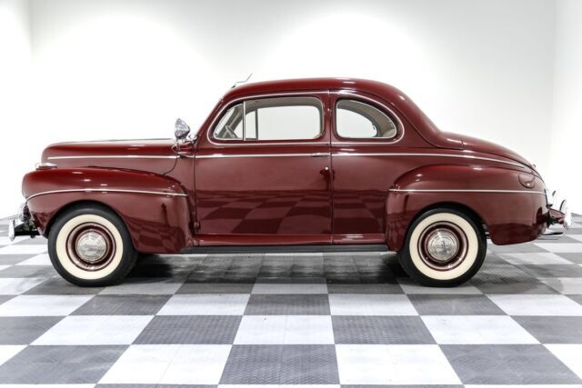 1941 Ford Coupe - photo 4