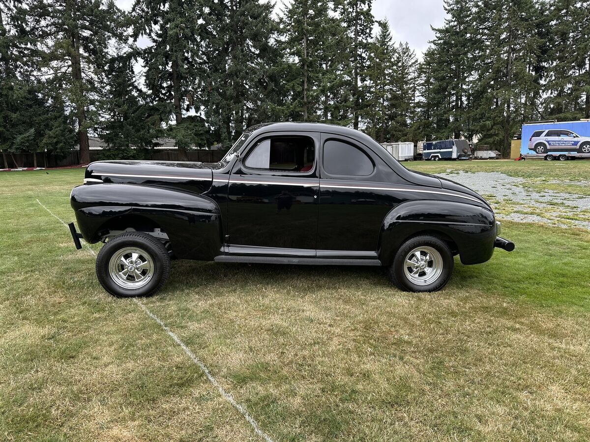 1941 Ford Coupe - photo 2