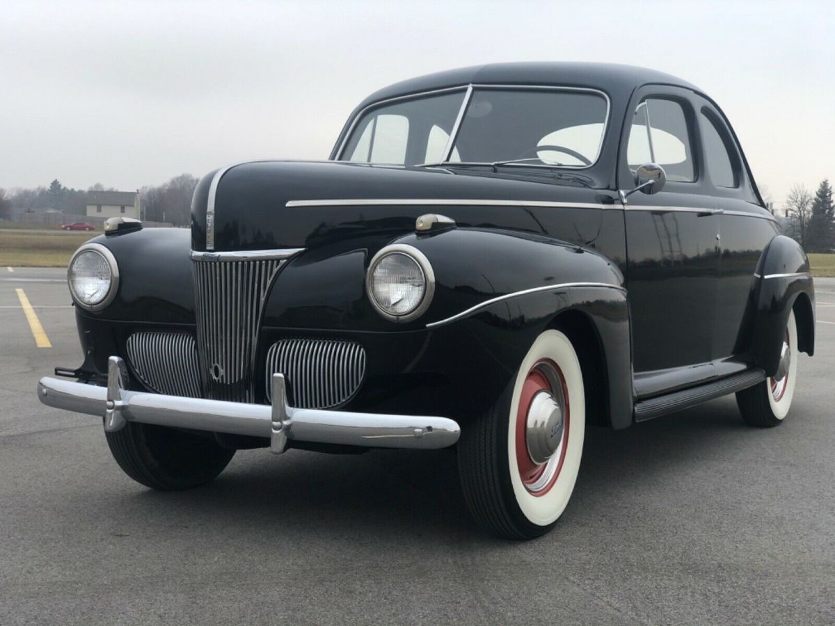 1941 Ford Deluxe Deluxe - photo 2