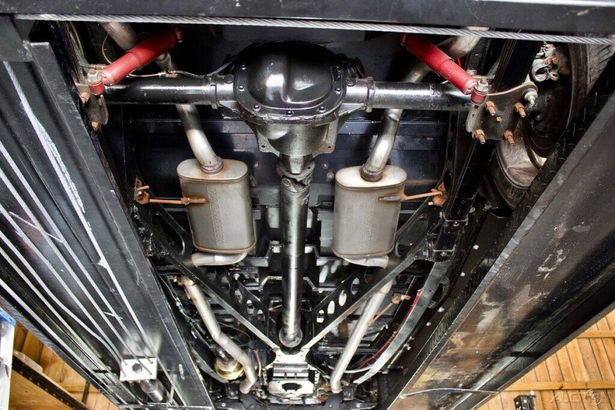 1941 Ford Deluxe Deluxe Coupe Resto-Mod / 5.0 HO V8 / Automatic - photo 11